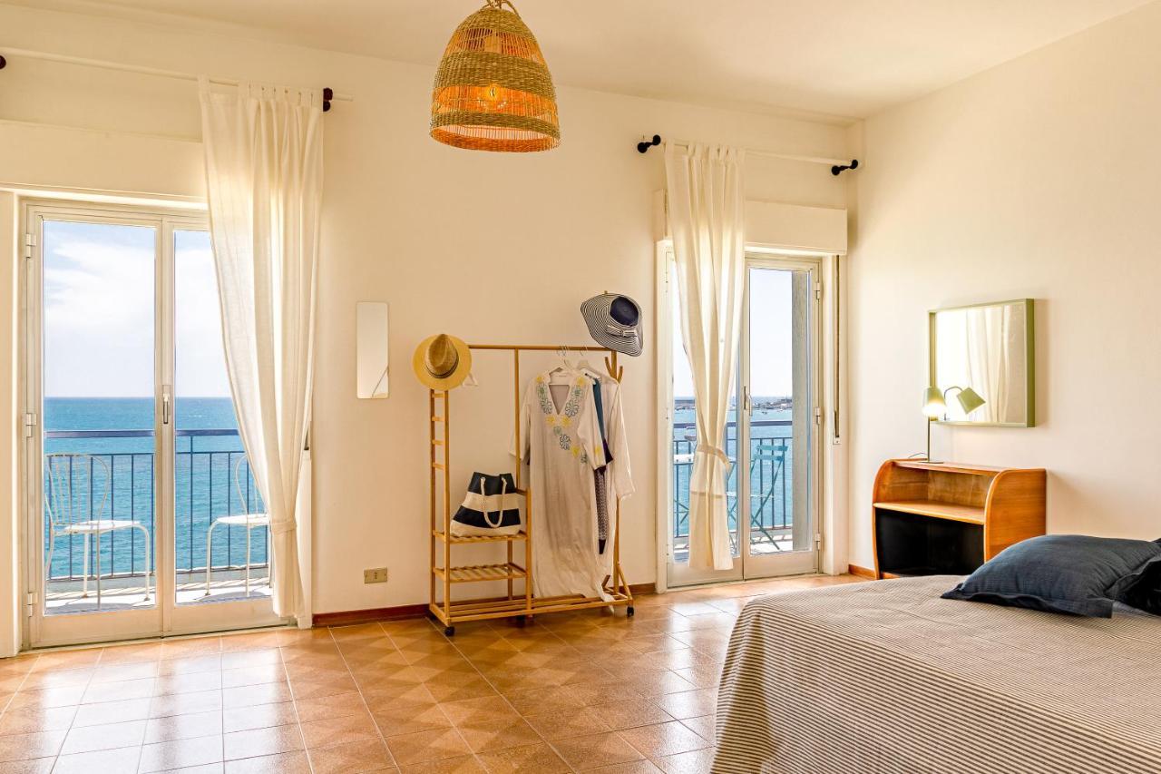 Mari Sea Home Giardini Naxos Exterior foto